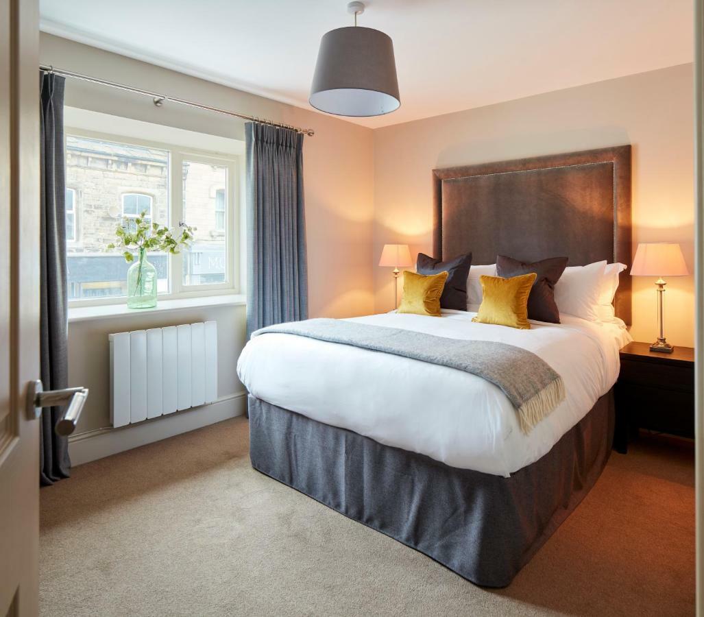Rooms By Bistrot Pierre At The Crescent Inn 伊尔克利 外观 照片