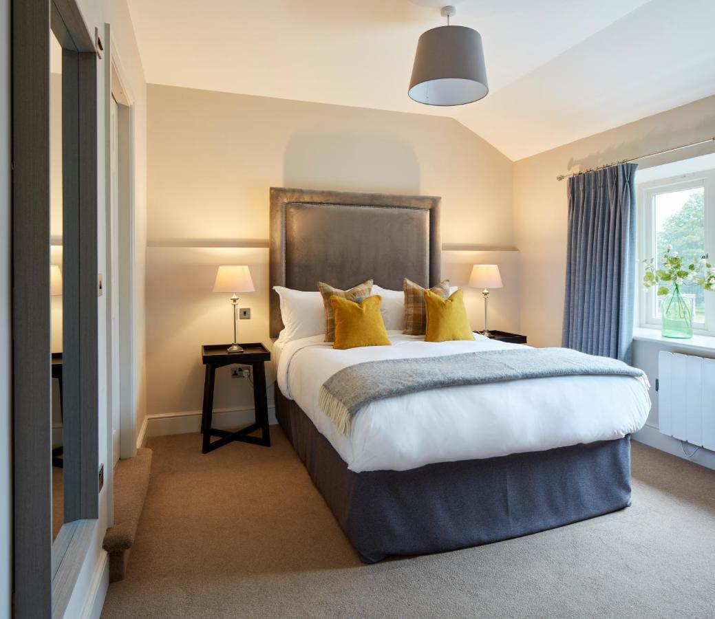 Rooms By Bistrot Pierre At The Crescent Inn 伊尔克利 外观 照片